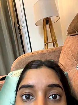 desitease online show from November 14, 2025, 7:01 pm