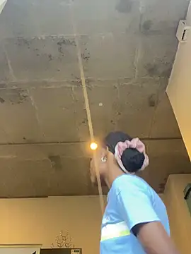 prettydollyy online show from April 20, 2026, 11:24 am