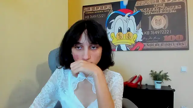 Marri-Stella online show from October 12, 2025, 8:46 am