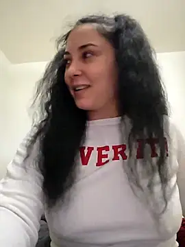 SaraViss20 online show from November 21, 2025, 6:06 pm