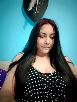 SaraViss20 online show from April 14, 2026, 5:52 pm