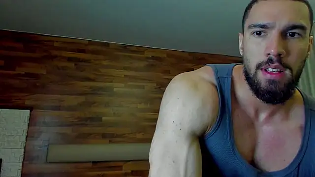 IvanHydee online show from June 14, 2026, 4:36 am