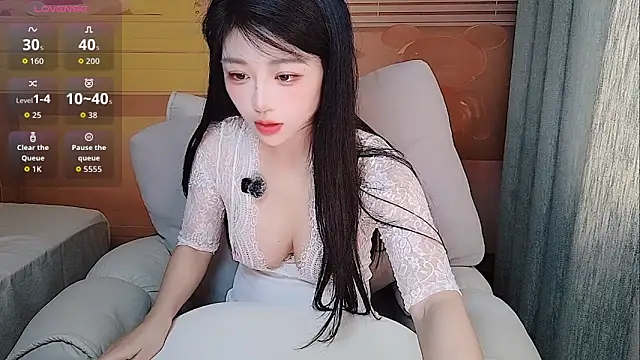 Coco--01 online show from April 29, 2026, 1:10 am