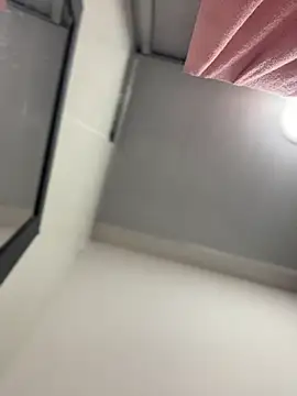 JuanitaMore01 online show from April 17, 2026, 8:23 pm