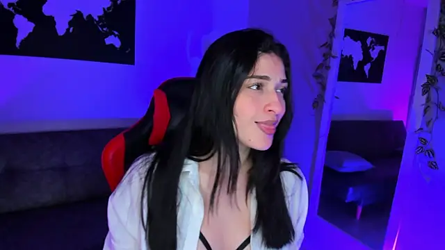 ZoeValencia1 online show from October 23, 2025, 12:15 pm