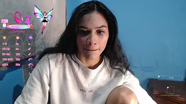 JessGarcia online show from September 15, 2025, 2:28 pm