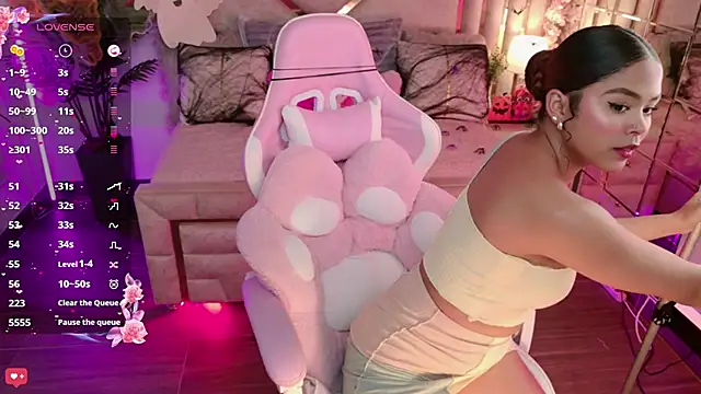 eimy 2 online show from October 22, 2025, 4:46 am