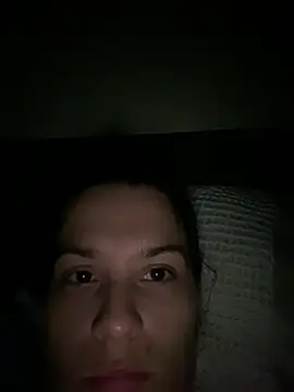 Mineirinhajuju online show from February 10, 2026, 4:27 am