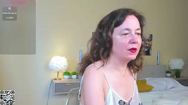 Kira Adler online show from June 7, 2026, 12:59 am