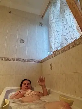 RosieMilff online show from September 16, 2025, 6:09 pm