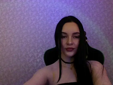 Lulii24 online show from March 12, 2026, 10:05 pm