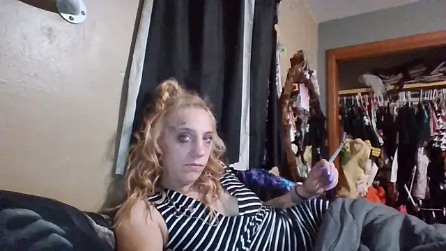 flavi1996 online show from September 28, 2025, 5:46 am