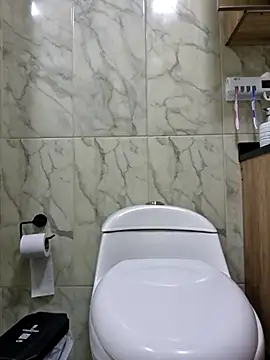 istthalexa online show from November 6, 2025, 4:08 pm