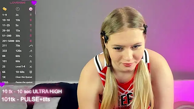 marmelana199 online show from February 25, 2025, 4:53 pm