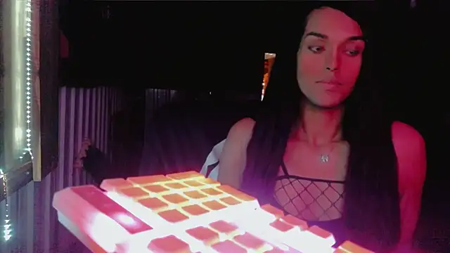 HTXBBY3130 online show from October 8, 2025, 7:28 am