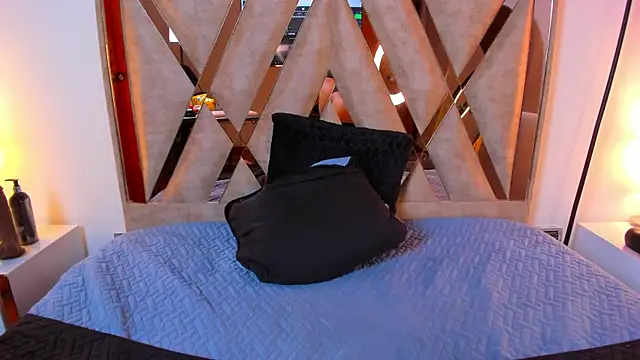 Katy ortiiz online show from April 21, 2026, 12:11 pm