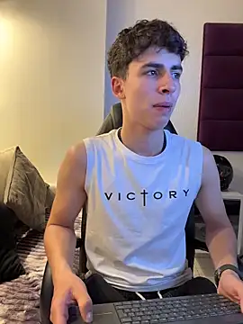 AdrianRinaldi online show from November 23, 2025, 8:19 pm