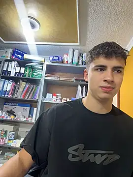 Snapshot of AdrianRinaldi chatting on May 7, 2026, 2:00 pm AdrianRinaldi online show from May 7, 2026, 2:00 pm