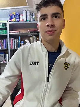 Snapshot of AdrianRinaldi chatting on May 15, 2026, 1:51 pm AdrianRinaldi online show from May 15, 2026, 1:51 pm
