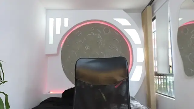 Rafael Mendezz online show from October 21, 2025, 8:42 pm