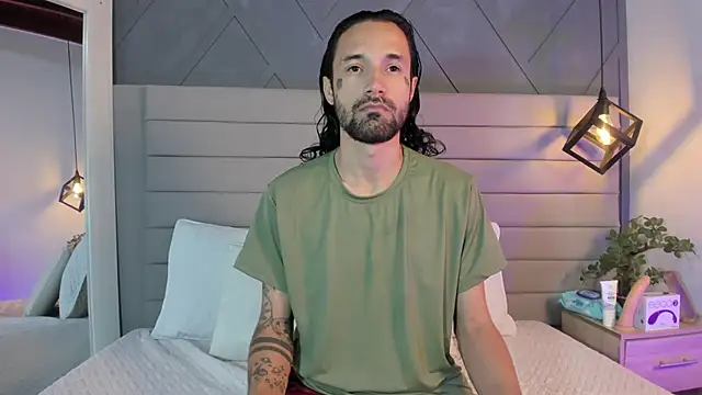 Hisoka 011 online show from November 2, 2025, 12:07 pm