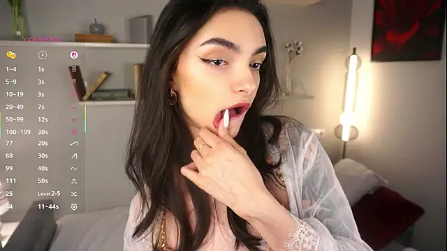 Morena Dolce online show from September 21, 2025, 4:47 am