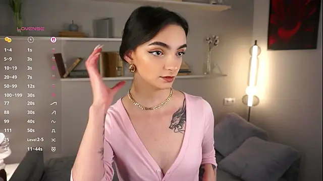 Morena Dolce online show from October 1, 2025, 4:29 am