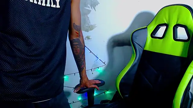 sensualduo online show from December 21, 2024, 4:52 am