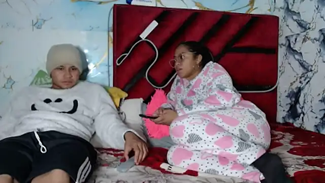 hot lady19 online show from March 6, 2026, 12:51 am