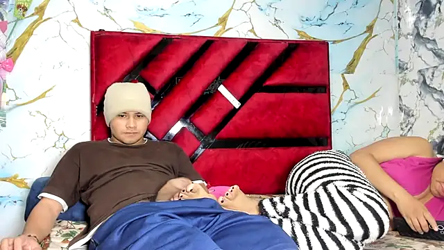 hot lady19 online show from March 13, 2026, 6:14 pm