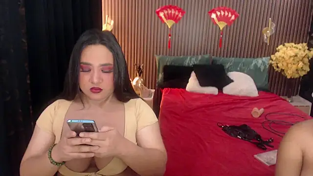 Snapshot of Hotcum_ella chatting on September 19, 2025, 1:07 am Hotcum ella online show from September 19, 2025, 1:07 am