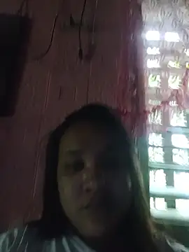 Snapshot of Hotcum_ella chatting on October 24, 2025, 12:30 am Hotcum ella online show from October 24, 2025, 12:30 am