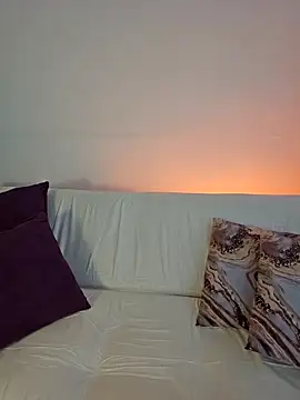 AliishaPss online show from February 1, 2026, 6:39 pm