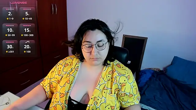 moira smiler online show from August 1, 2026, 2:00 am