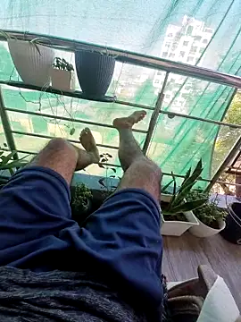 YoursThickDick online show from April 6, 2026, 3:59 am