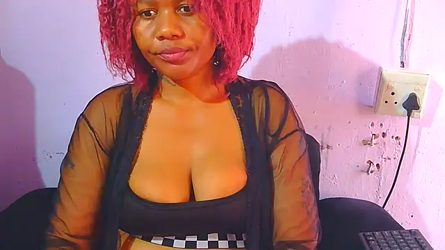 Snapshot of Augustine-Blooomxx chatting on January 8, 2026, 11:56 am Augustine-Blooomxx online show from January 8, 2026, 11:56 am