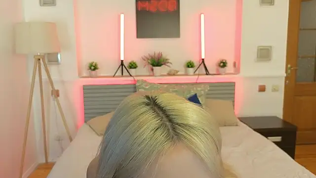 okerriella online show from April 25, 2026, 8:39 am