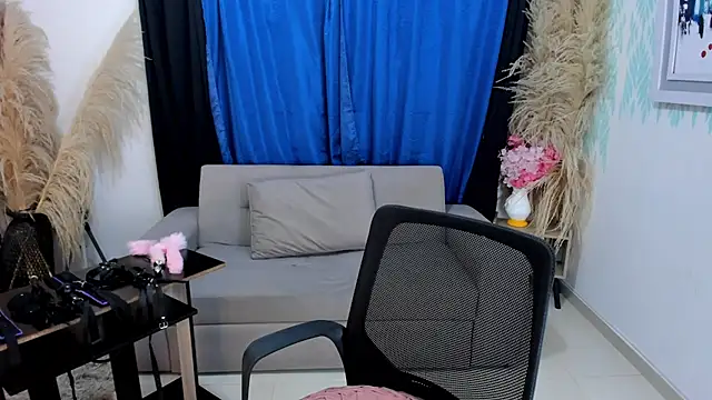 Snapshot of SofiaRivera1 chatting on August 5, 2026, 8:00 pm SofiaRivera1 online show from August 5, 2026, 8:00 pm