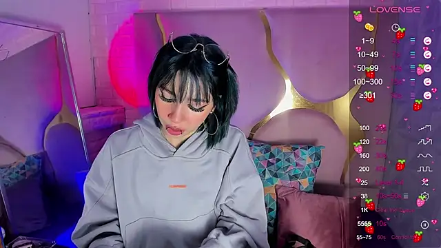 Niina Sissy online show from February 17, 2026, 4:20 am