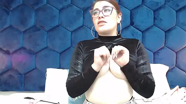 secretdream vc online show from October 22, 2025, 2:45 am