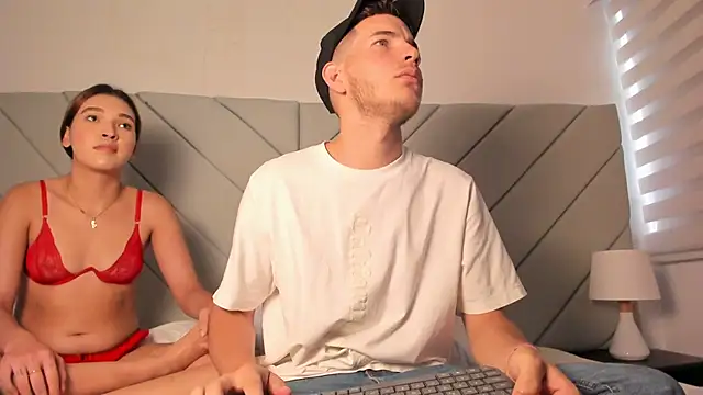 lara and danny online show from September 12, 2025, 7:14 pm