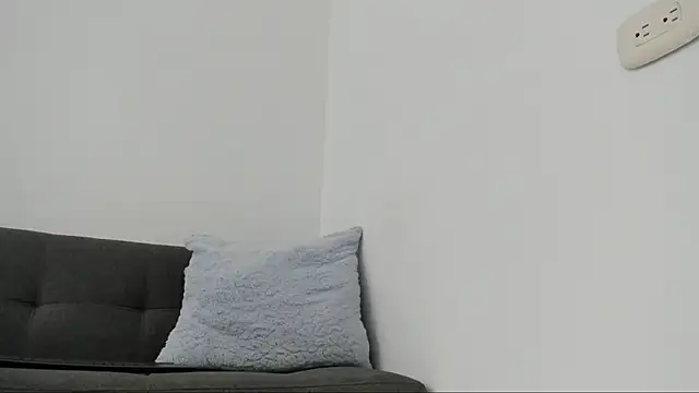 lara and danny online show from October 30, 2025, 6:52 pm