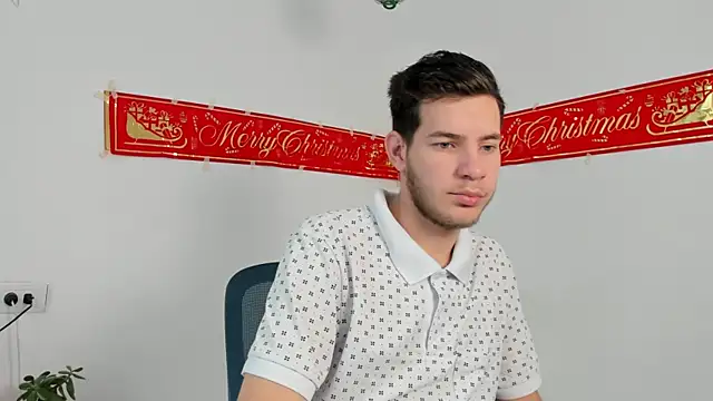 lara and danny online show from December 5, 2025, 1:09 pm