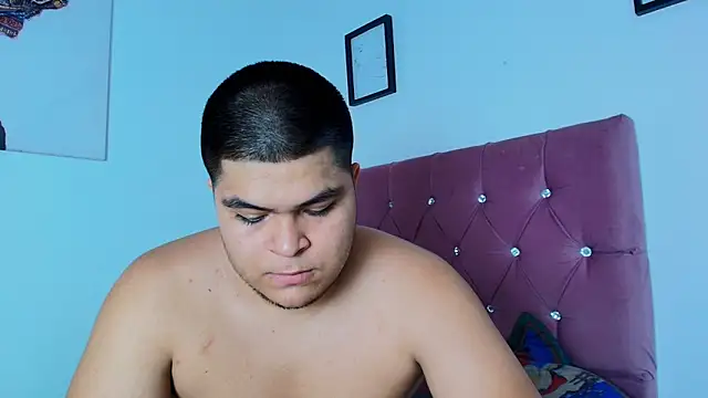 naomi campbel  online show from February 12, 2026, 8:26 pm