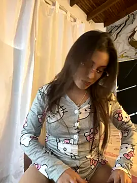 Harley J  online show from October 21, 2025, 12:39 pm