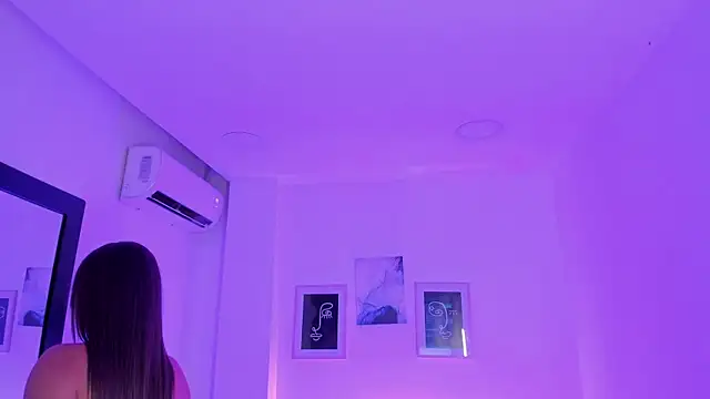 Anastasia lauren online show from April 20, 2026, 7:26 pm