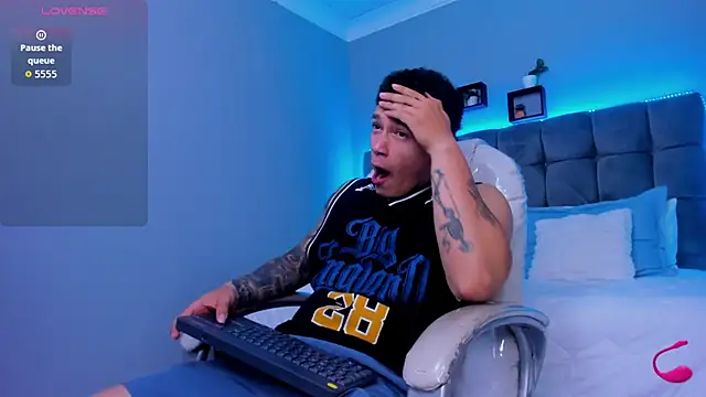 Thomas moon online show from November 28, 2025, 12:52 pm