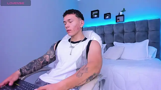 Thomas moon online show from January 14, 2026, 12:44 pm