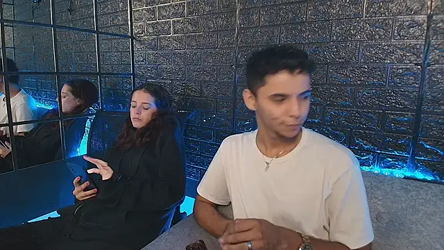 HellAndDante  online show from November 28, 2025, 1:19 am