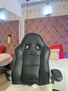 Sussan   online show from January 13, 2026, 11:37 am